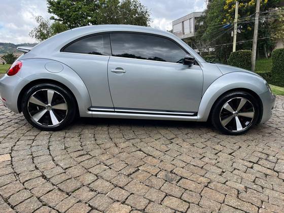 VOLKSWAGEN FUSCA 2.0 TSI 16V GASOLINA 2P AUTOMÁTICO